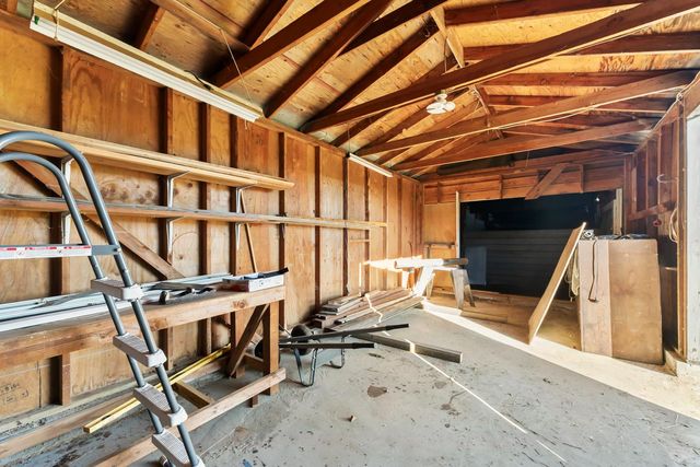 2735 Little Oak Ln, Rescue, CA 95672