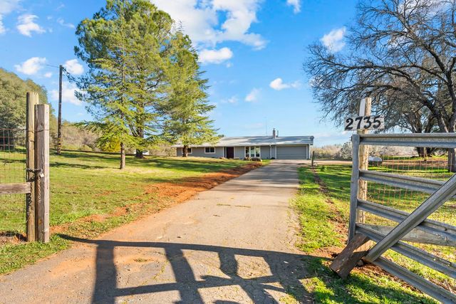 2735 Little Oak Ln, Rescue, CA 95672