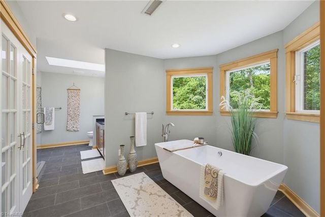 400 Crossing Creek Drive, Belews Creek, NC 27009