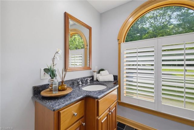 400 Crossing Creek Drive, Belews Creek, NC 27009