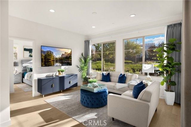 269 Magnet, Irvine, CA 92618