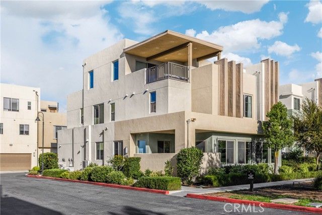 269 Magnet, Irvine, CA 92618