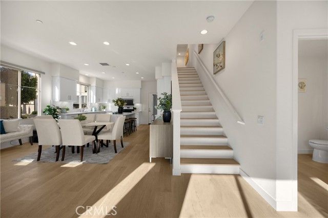 269 Magnet, Irvine, CA 92618