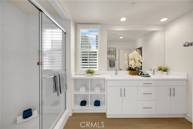 269 Magnet, Irvine, CA 92618