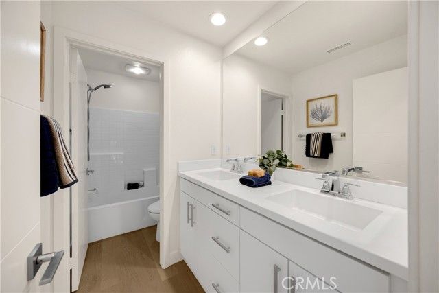 269 Magnet, Irvine, CA 92618