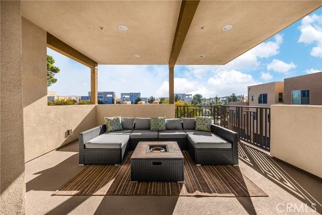 269 Magnet, Irvine, CA 92618