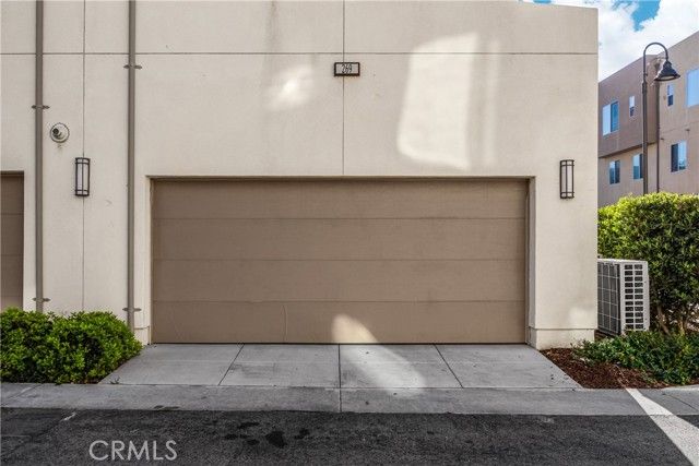 269 Magnet, Irvine, CA 92618