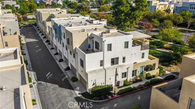 269 Magnet, Irvine, CA 92618