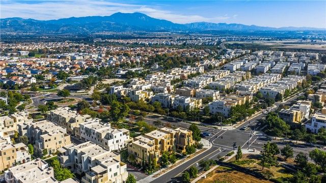 269 Magnet, Irvine, CA 92618