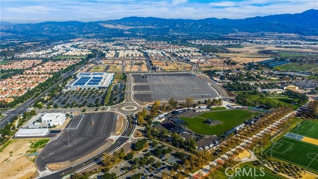 269 Magnet, Irvine, CA 92618