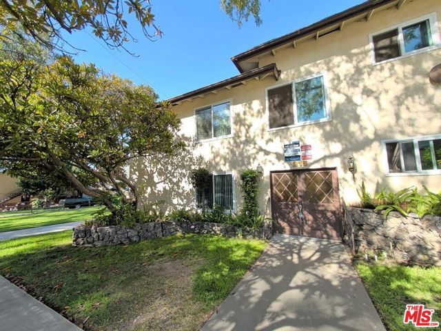 215 N Myrtle Avenue A, Monrovia, CA 91016