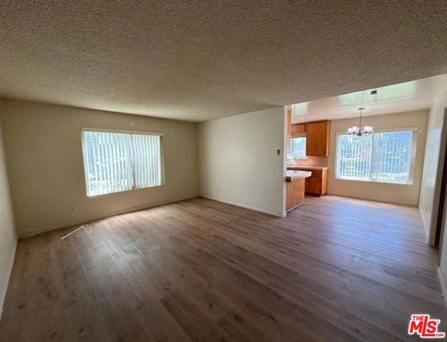 215 N Myrtle Avenue A, Monrovia, CA 91016