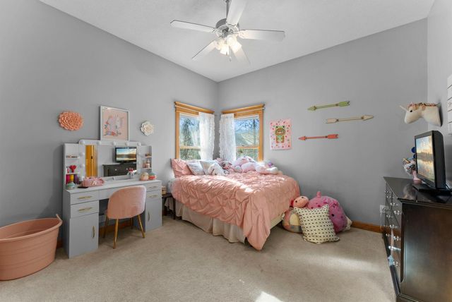 38168 Egret Way, North Branch, MN 55056