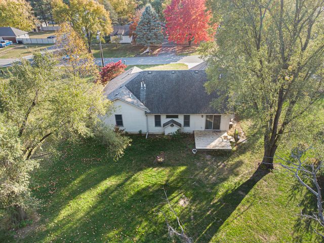 3618 Fase Drive, Wheatfield, IN 46392