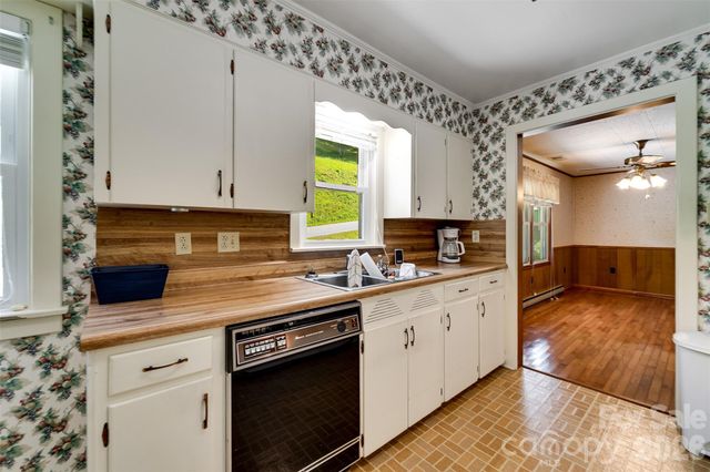 144 Cherry Street, Sylva, NC 28779