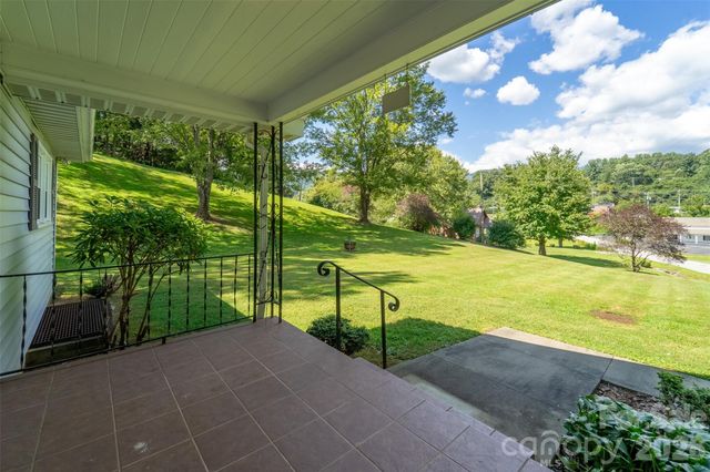 144 Cherry Street, Sylva, NC 28779