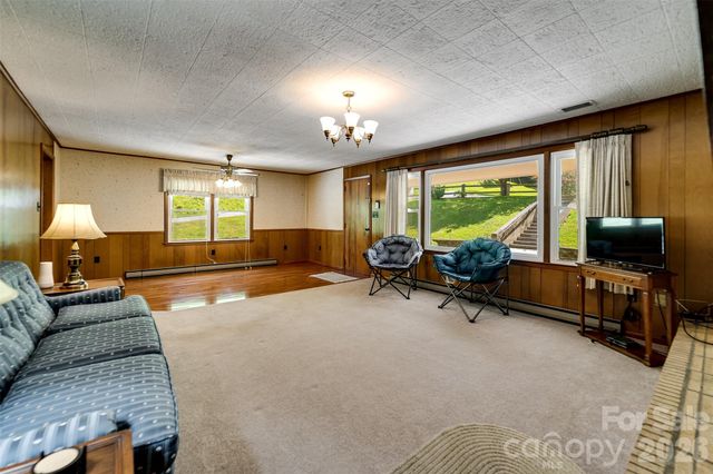 144 Cherry Street, Sylva, NC 28779