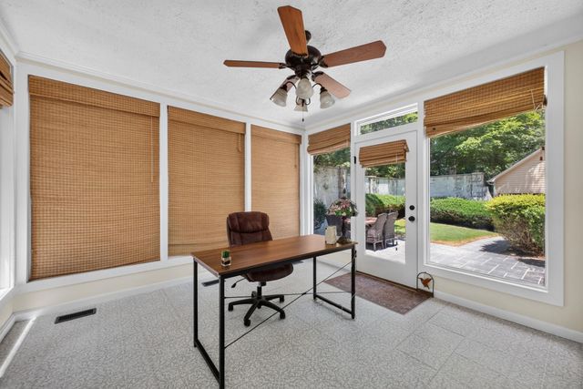 214 Trolley Car Way, Spartanburg, SC 29302