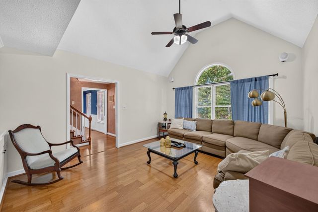 214 Trolley Car Way, Spartanburg, SC 29302