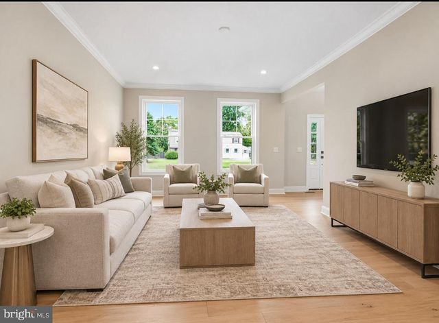 43 DAVISVILLE RD, Southampton, PA 18966