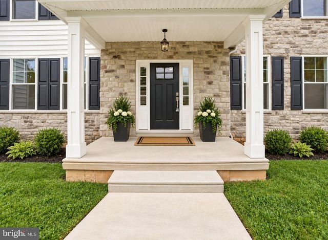 43 DAVISVILLE RD, Southampton, PA 18966