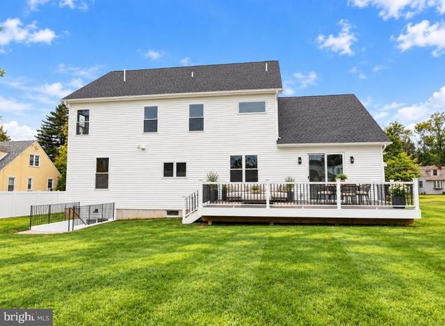 43 DAVISVILLE RD, Southampton, PA 18966