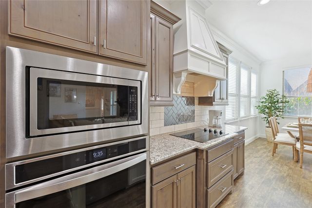 462 Wintergreen Drive, Waxahachie, TX 75165