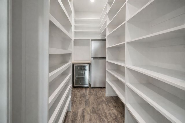 462 Wintergreen Drive, Waxahachie, TX 75165