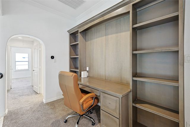 462 Wintergreen Drive, Waxahachie, TX 75165