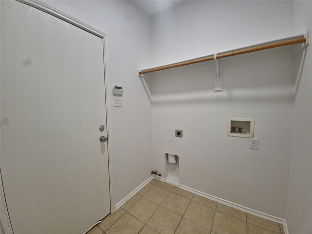 6468 Regina Drive, Fort Worth, TX 76131