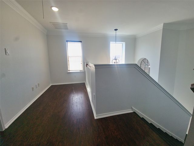 6468 Regina Drive, Fort Worth, TX 76131