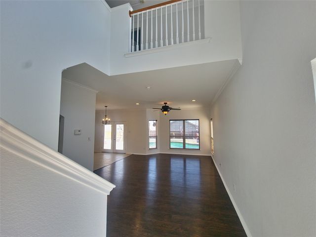 6468 Regina Drive, Fort Worth, TX 76131