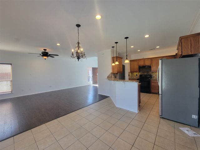 6468 Regina Drive, Fort Worth, TX 76131