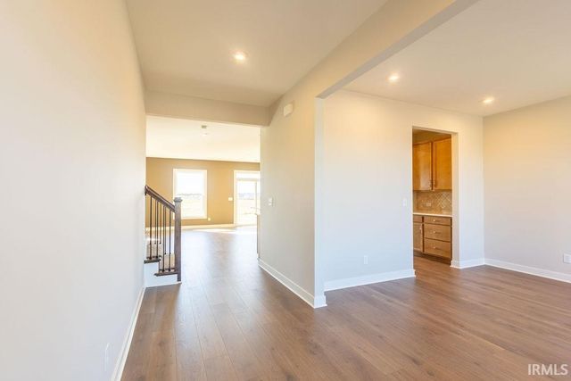 5183 Jackson Drive, Newburgh, IN 47630