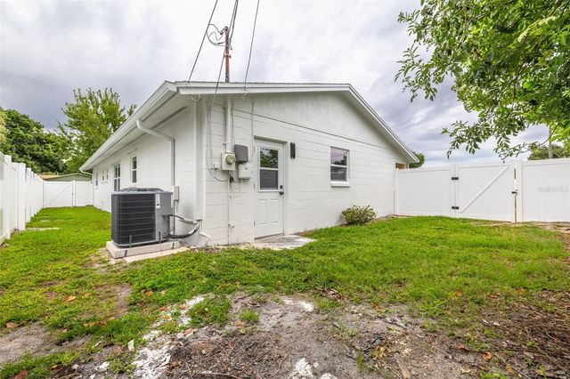 2070 55TH STREET N, St Petersburg, FL 33710