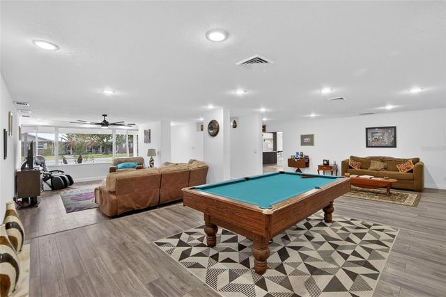 723 W PINEDALE DRIVE, Plant City, FL 33563