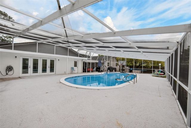 723 W PINEDALE DRIVE, Plant City, FL 33563