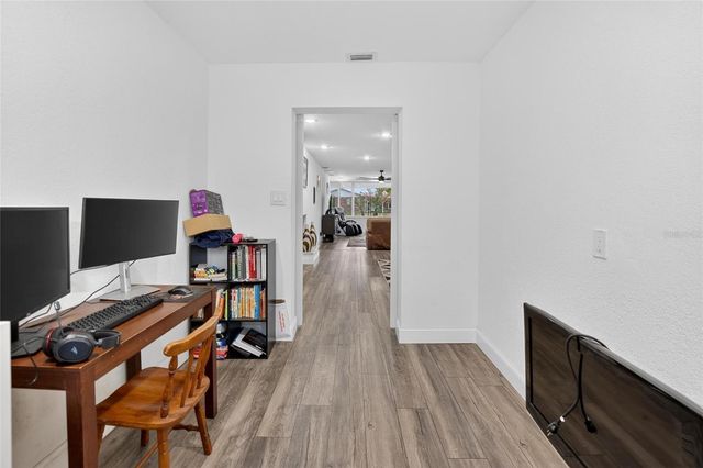 723 W PINEDALE DRIVE, Plant City, FL 33563