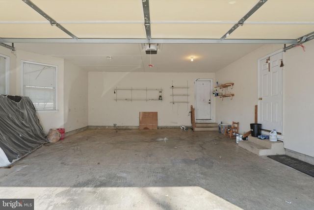 6870 HAWKINS GATE RD, La Plata, MD 20646