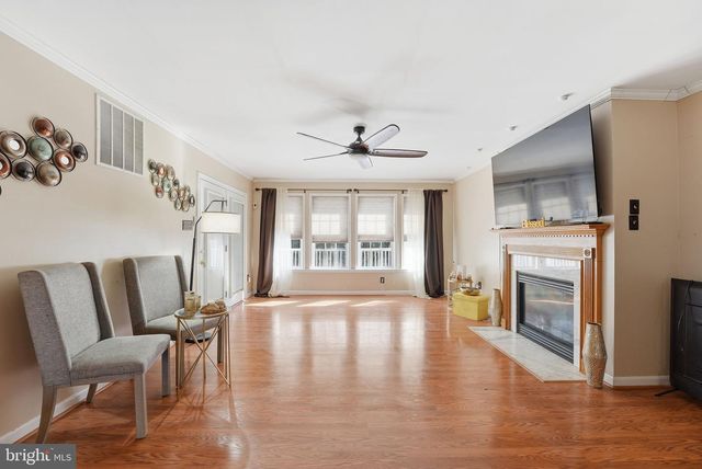 6870 HAWKINS GATE RD, La Plata, MD 20646