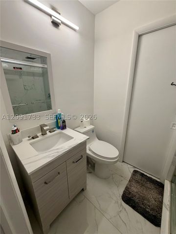 270 NW 71st Ave 4, Miami, FL 33126