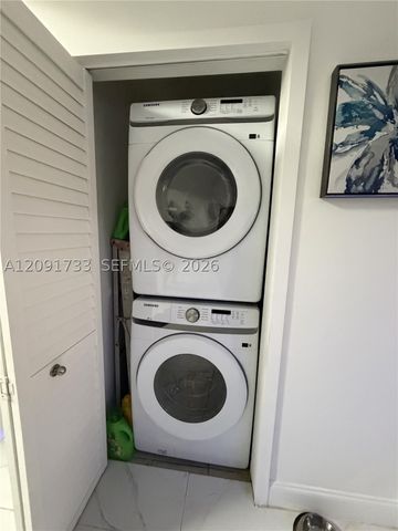 270 NW 71st Ave 4, Miami, FL 33126