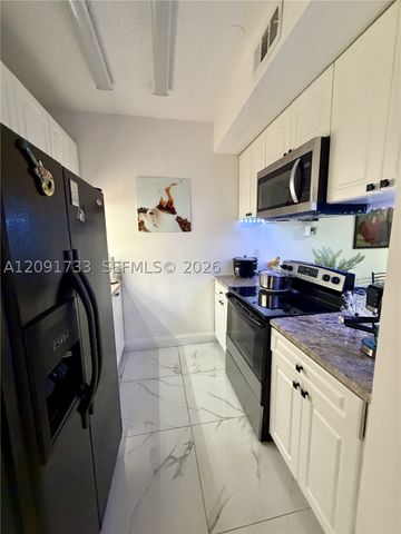 270 NW 71st Ave 4, Miami, FL 33126