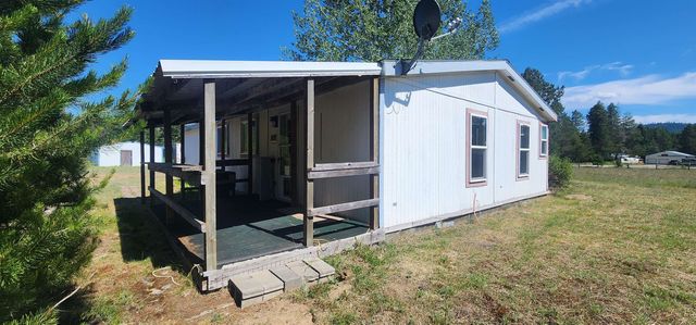 161 Jorgens Rd, Newport, WA 99156