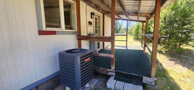 161 Jorgens Rd, Newport, WA 99156