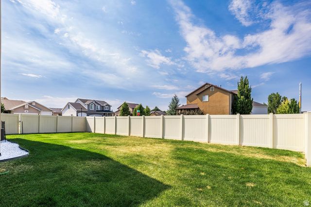 1156 S 1325 W, Clearfield, UT 84015
