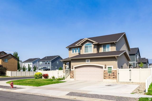 1156 S 1325 W, Clearfield, UT 84015