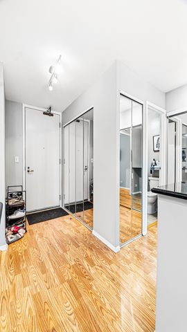 400 E Randolph Street 1104, Chicago, IL 60601
