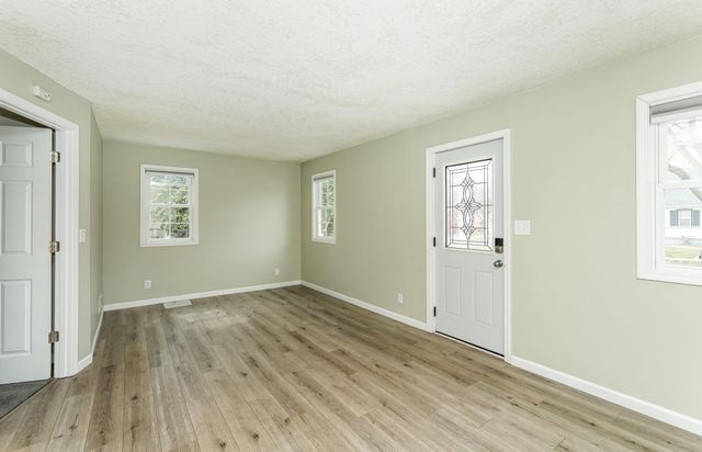 1016 6th Avenue NW, Rochester, MN 55901