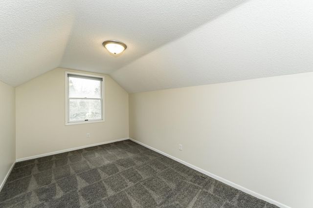 1016 6th Avenue NW, Rochester, MN 55901